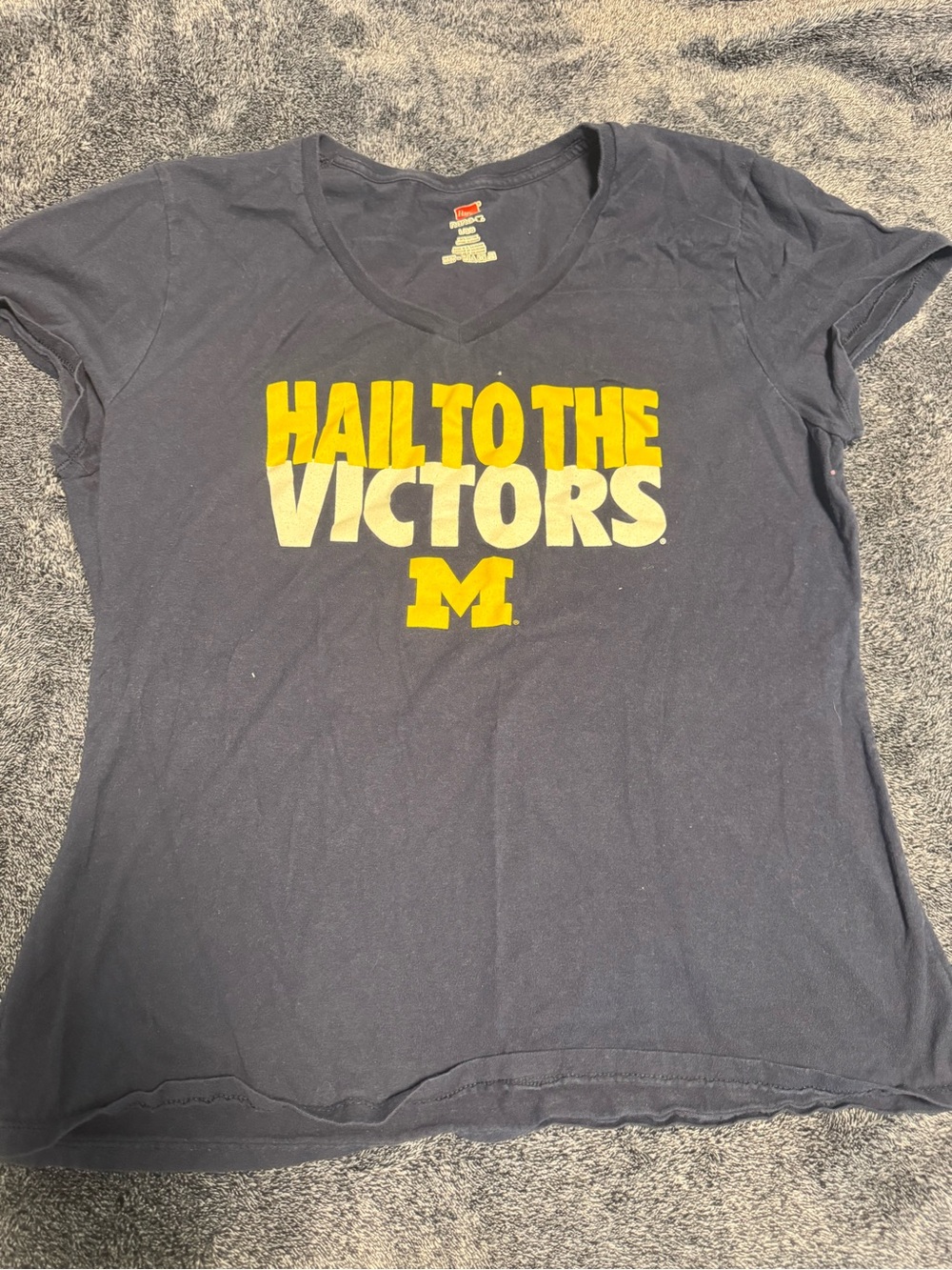 Hanes Navy V‑Neck Tee with Yellow and White Graphic